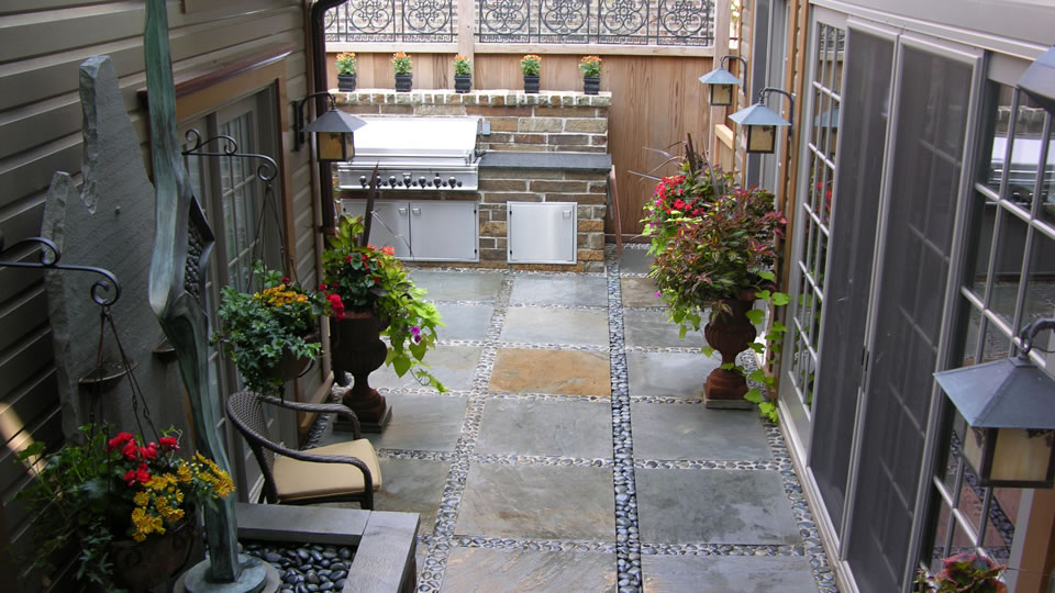 Picture of backyard terrace and grill